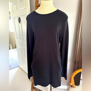 Nic+Zoe black tunic top with studded cuffs, XL